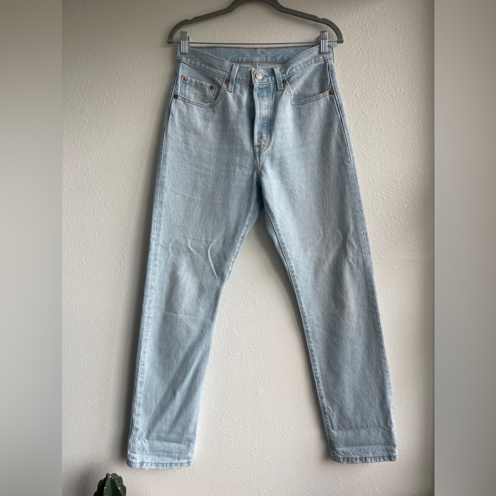 LEVI’s 501 W27